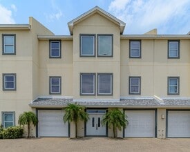 Building Photo - 100 Harbor St