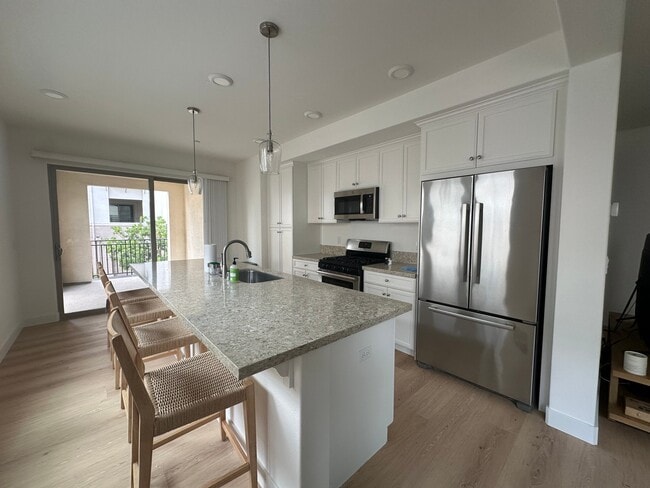 Building Photo - 1087 Bigleaf Pl