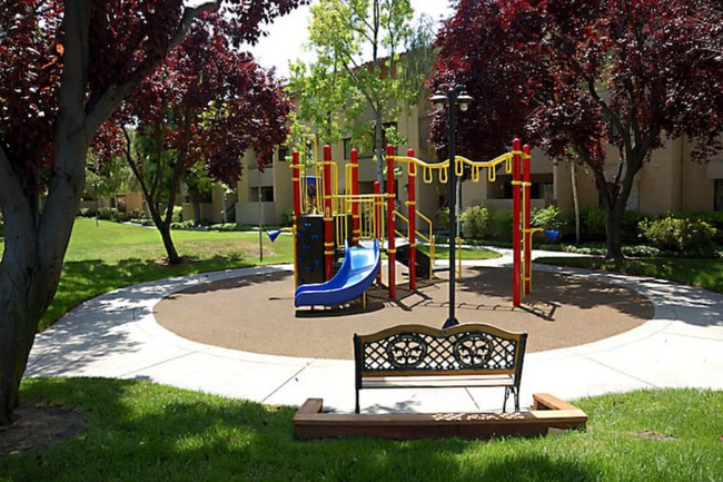 Children Play Area - 2250 Monroe St