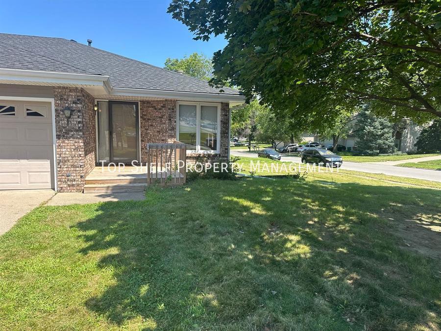 Foto principal - 9031 Carpenter Cir Dr