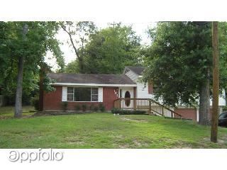 Building Photo - 105 Crestwood Dr