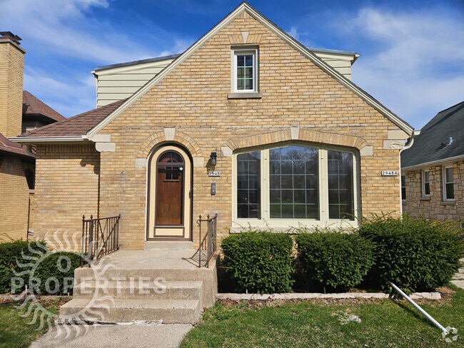 Building Photo - 2948 S 46th St