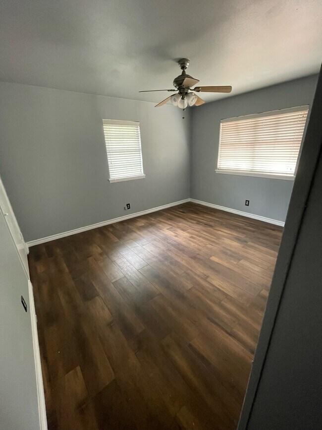 Master Bedroom - 735 S Palmer Ave