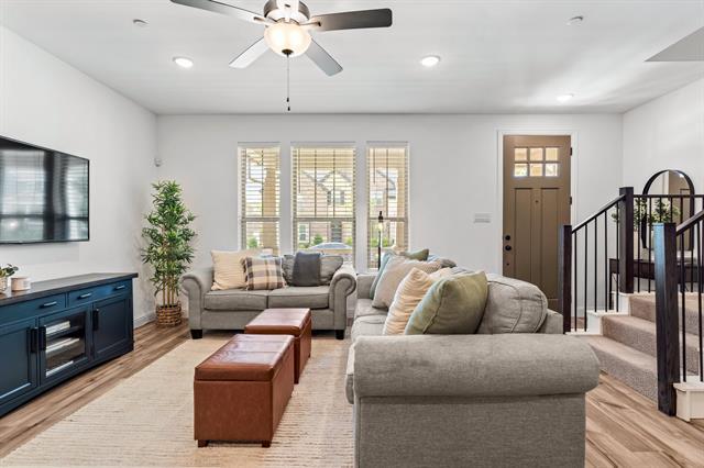 Foto del edificio - 2529 Barnwood Ln