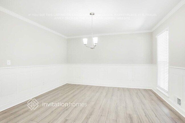 Foto del edificio - 1522 Oakmoor Pl