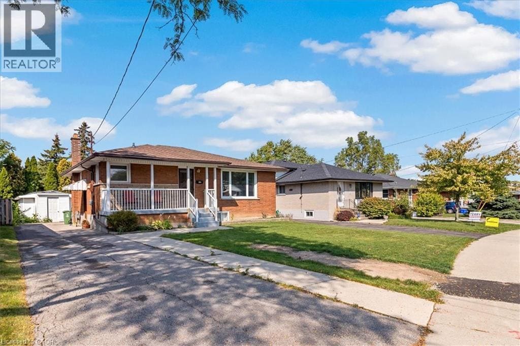 Photo principale - 161 Hoover Crescent
