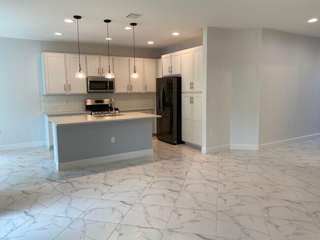 Foto del edificio - 12049 SW Jasper Lake Way