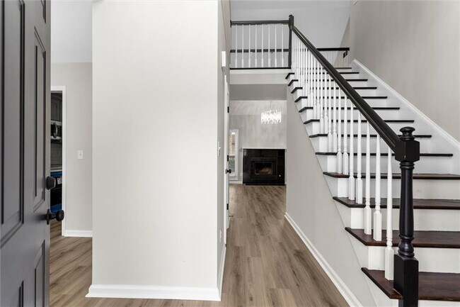 Foto del edificio - 2580 Waterford Park Dr