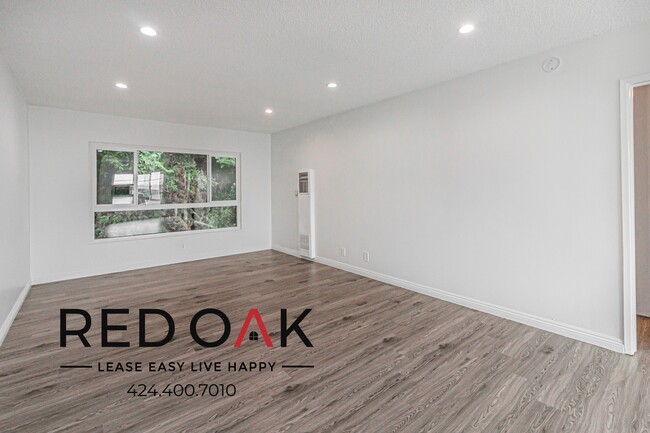 Foto del edificio - 3401 Club Dr