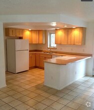 Building Photo - 2035 My Ct