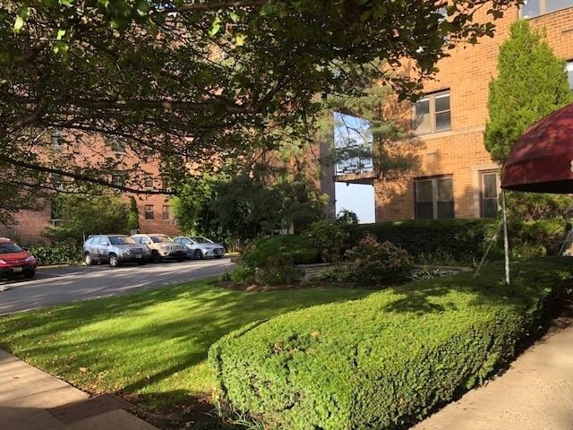 Foto del edificio - 8800 Boulevard E