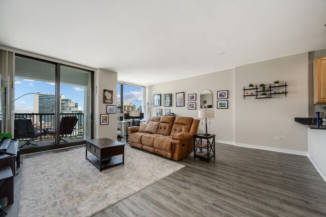 Foto del edificio - 501 N Clinton St