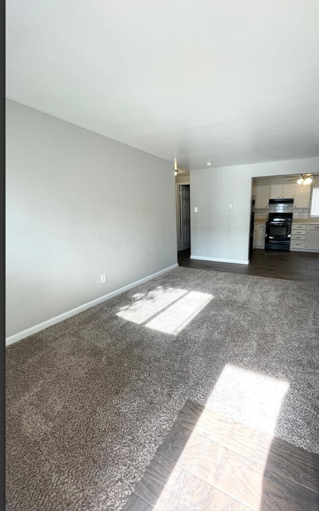 Photo - 4413 Forrest Hill Rd Apartment