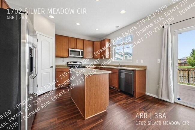 Foto del edificio - 1702 Silver Meadow Cir
