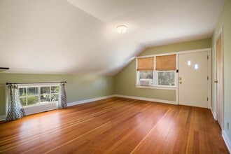 Building Photo - 1119 Tijeras Ave NW