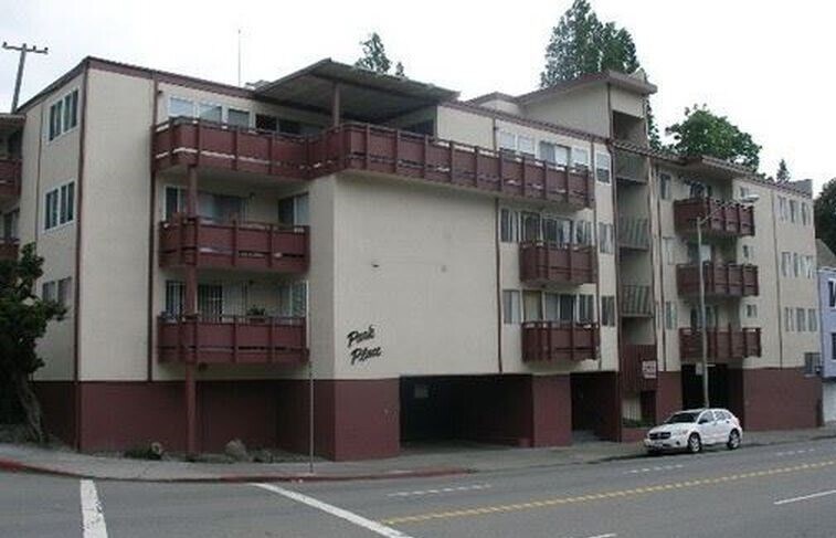 Primary Photo - 2820 Park Blvd