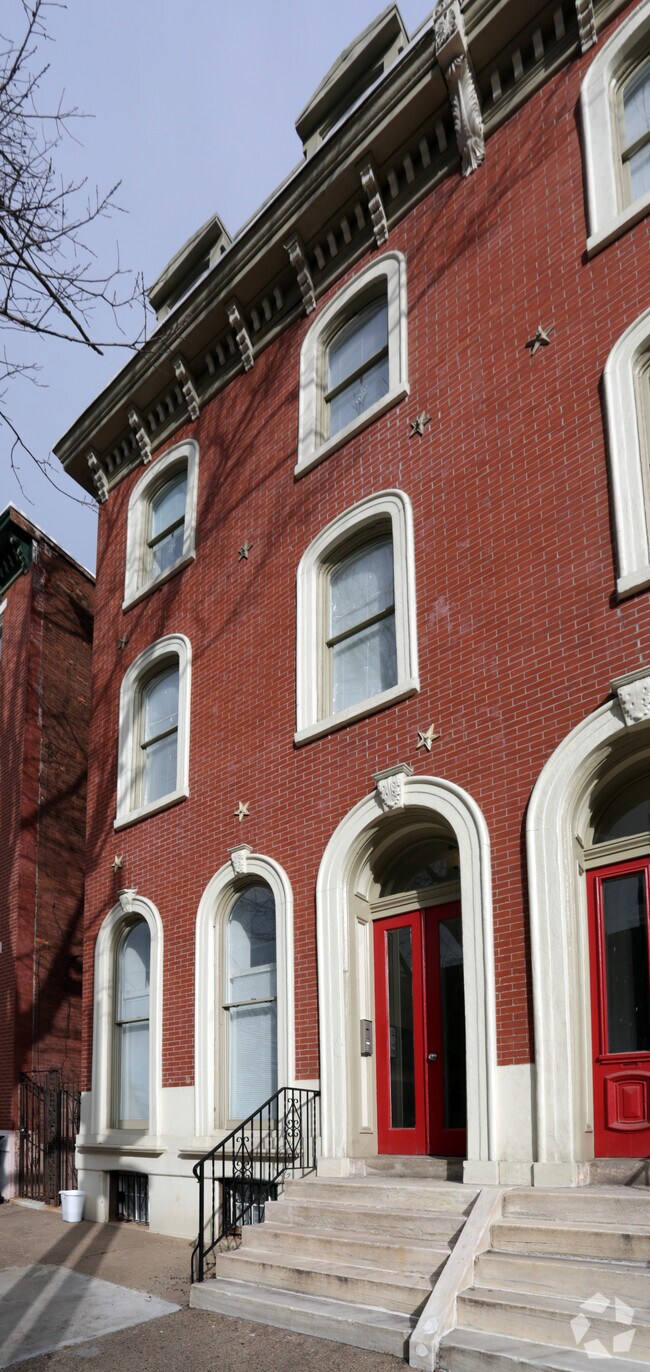 Building Photo - 2103 Spring Garden St