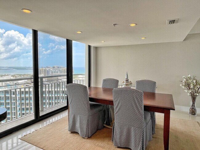 Building Photo - 3000 N Ocean Dr