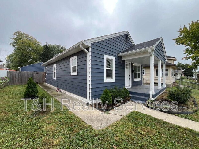 Building Photo - 301 Villa Ave