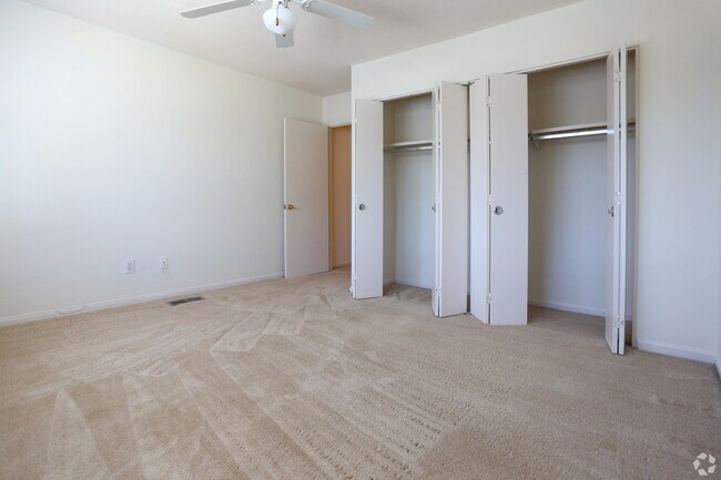 Building Photo - 4155 Cypress Pointe Dr