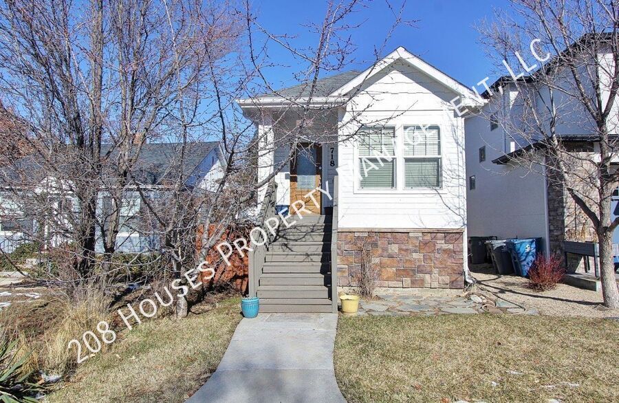 Foto principal - Quaint Cottage-Style Home in SE Boise