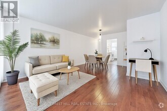 Building Photo - 335-335 Lonsdale Rd