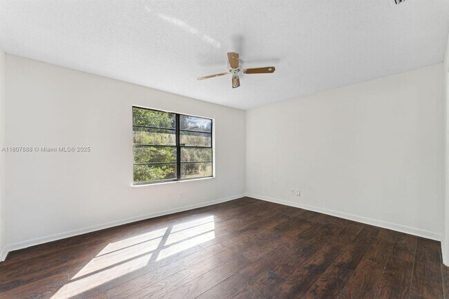 Building Photo - 5154 Breckenridge Pl