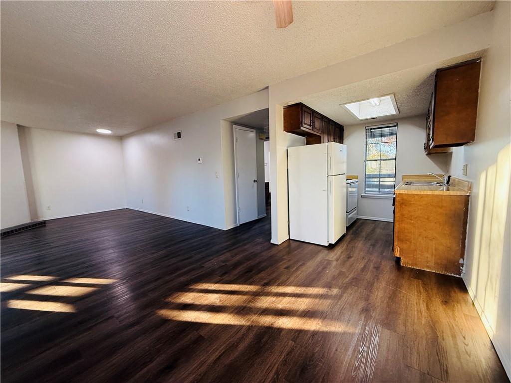 Foto principal - 1701 S West End St