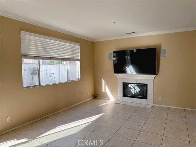 Building Photo - 10562 Mustang Cir