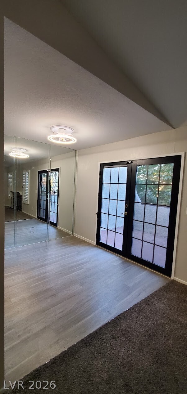 Foto del edificio - 5088 Jeffreys St