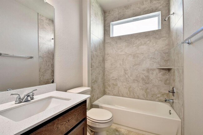 Building Photo - 143 Spiny Lizard Ln