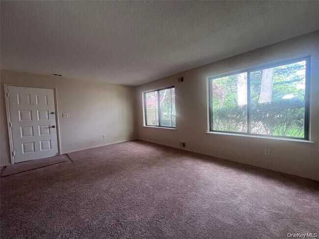 Foto del edificio - 200 Springmeadow Dr