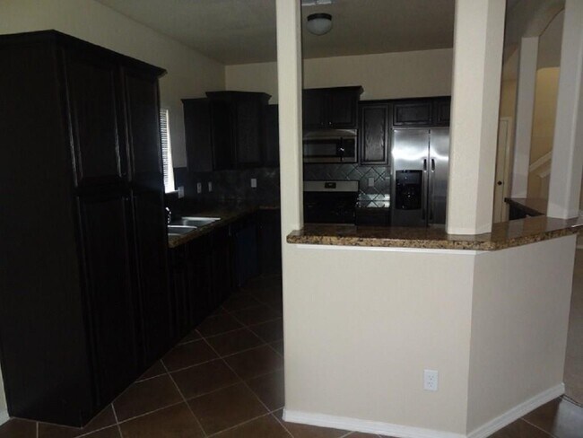 Building Photo - 12325 Sombra Grande Dr