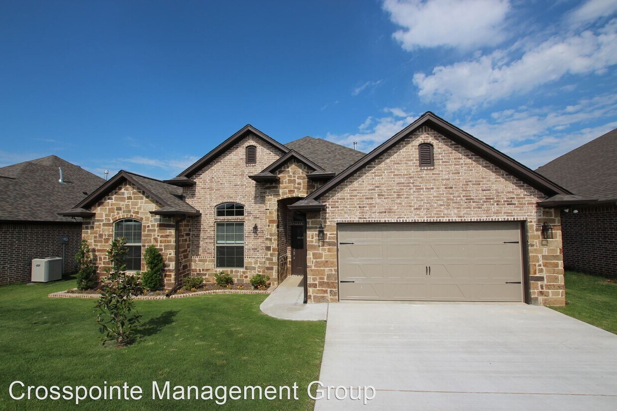 Primary Photo - 4 br, 2.5 bath House - 7360 Flat Rock