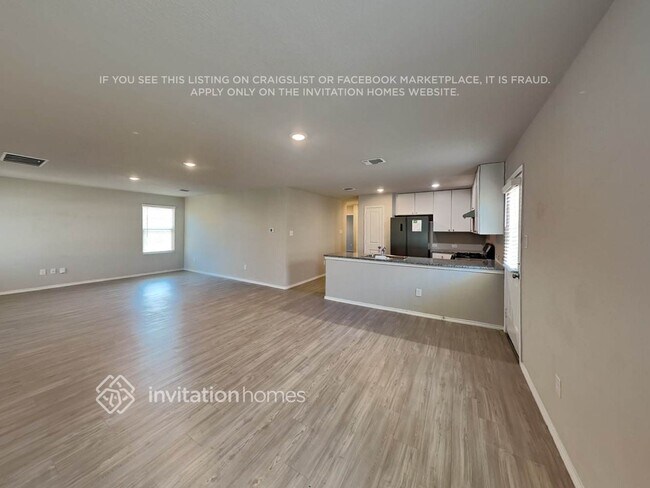 Building Photo - 7335 Avila Vis