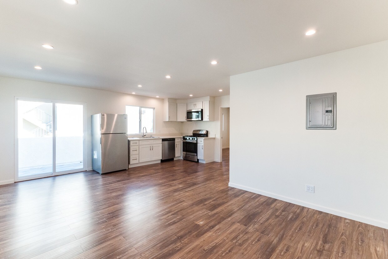 Foto principal - 1538 N Mariposa Ave