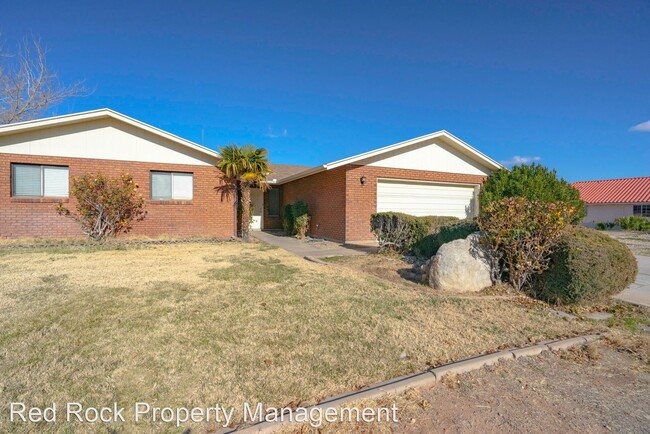 Building Photo - 3 br, 2 bath House - 495 Vermillion Avenue