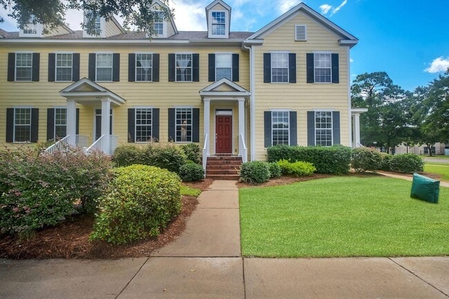Photo - 4311 Four Oaks Blvd Townhome