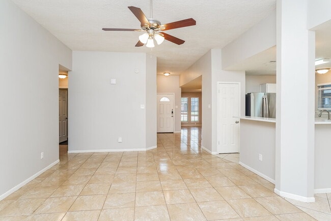 Building Photo - 14514 Lone Willow Ln