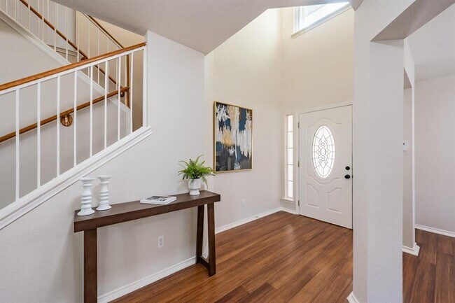 Building Photo - 8716 Corran Ferry Dr