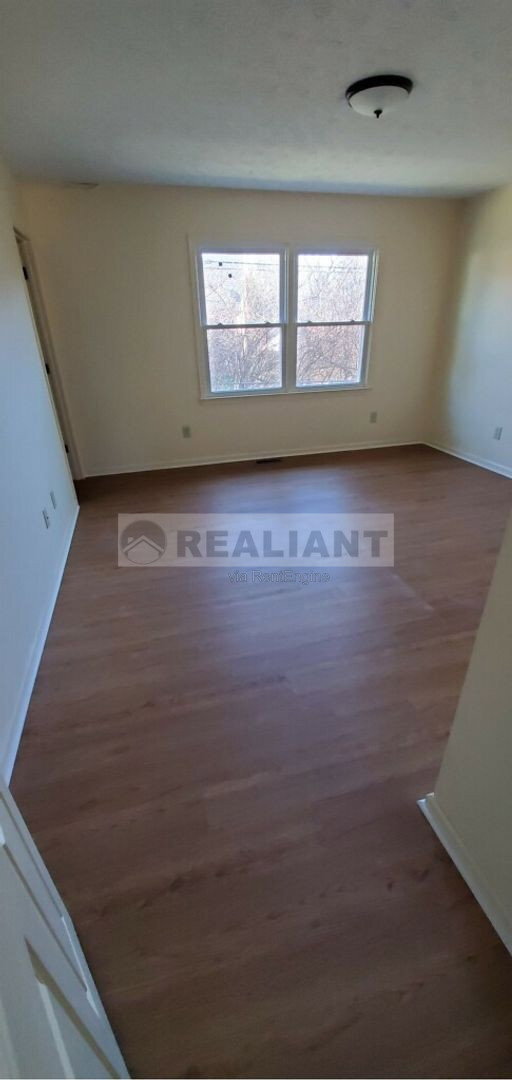 Foto del edificio - 1412 Ritchie Ct