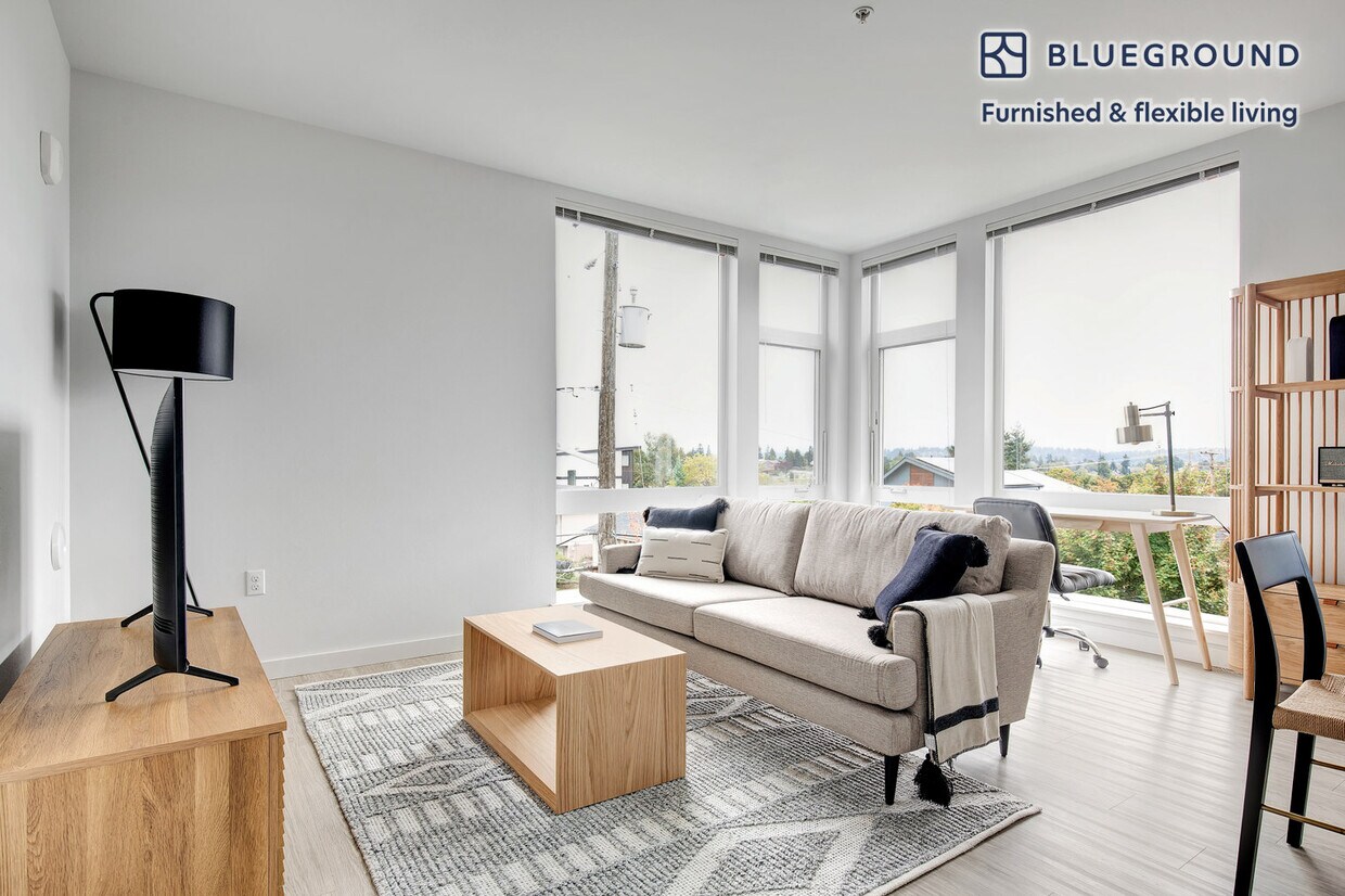 Foto principal - 4740 32nd Ave S
