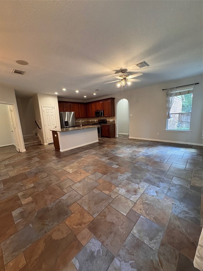 Building Photo - 137 E Montfair Blvd