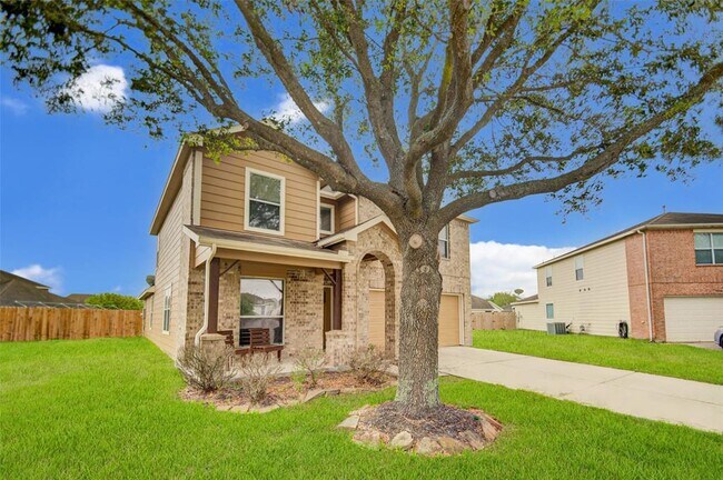 Building Photo - 9610 Serenata Ct