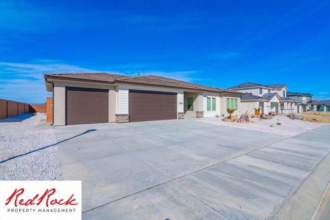 Building Photo - Beautiful Property in the Sage Canyon Neig...