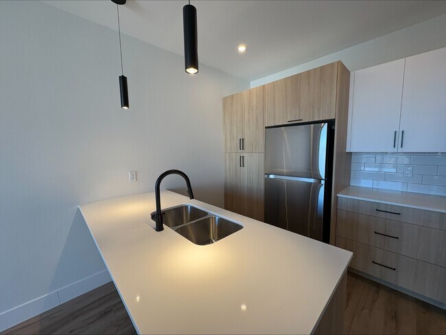 Photo du bâtiment - 1035 Melanson Rd