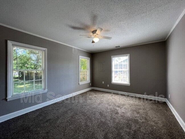 Foto del edificio - 3420 Chapel Rd