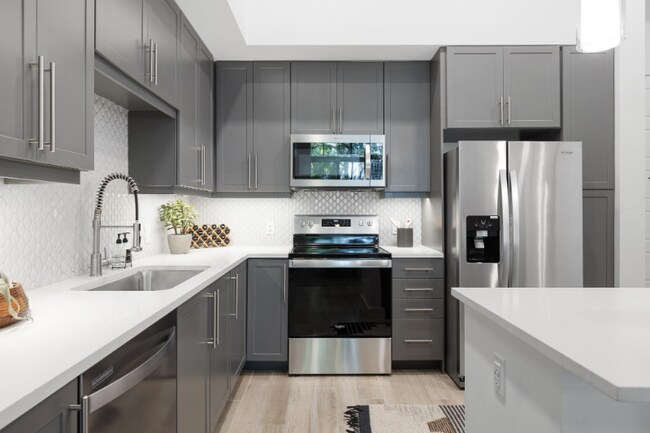 Foto del edificio - 8400 NW 102nd Ave