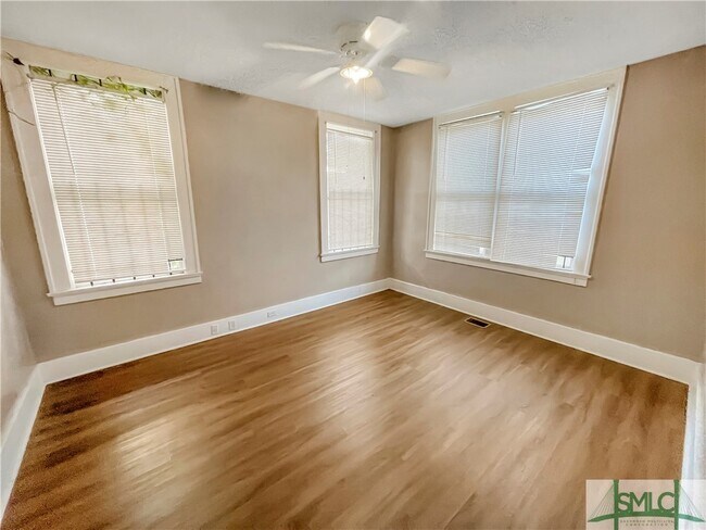 Building Photo - 610 W 38th St