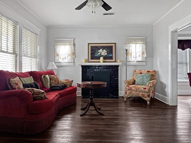 Foto del edificio - 600 E Tombigbee St